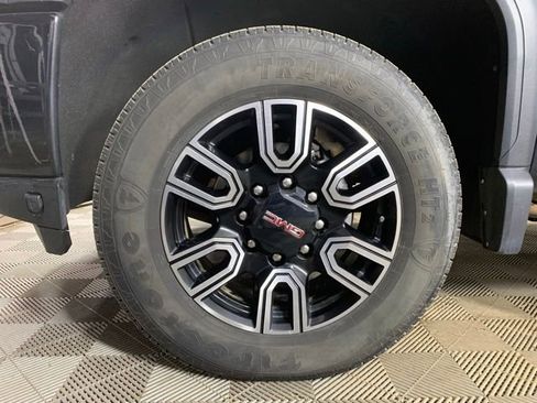Used 2022 GMC Sierra 2500 AT4 w/ Gooseneck/5TH Wheel Package AWD/4WD image 34