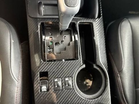 Used 2021 Toyota 4Runner TRD Off-Road Premium AWD/4WD image 18