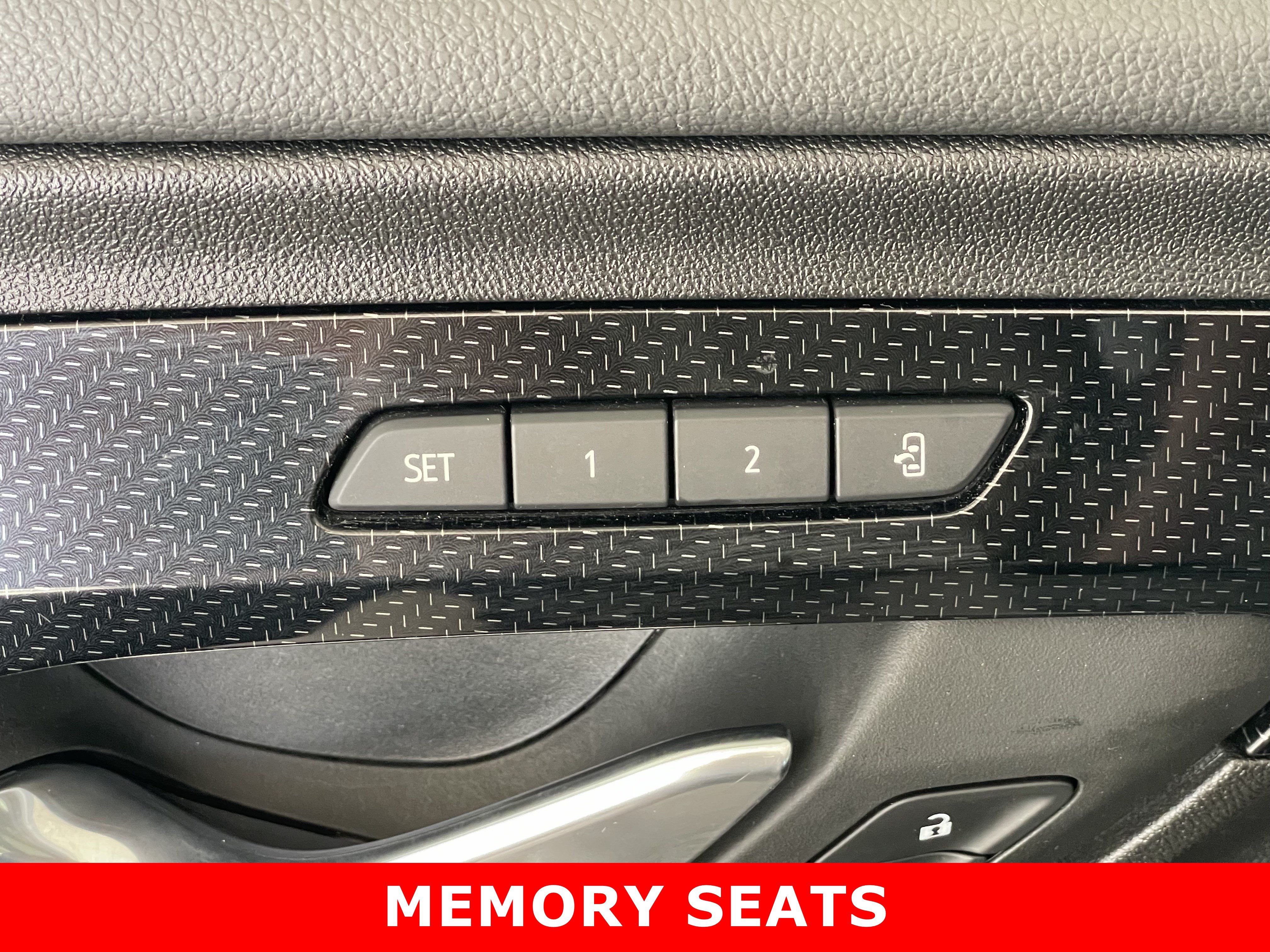 Used 2024 GMC Terrain AT4 w/ Infotainment Package II AWD/4WD image 17