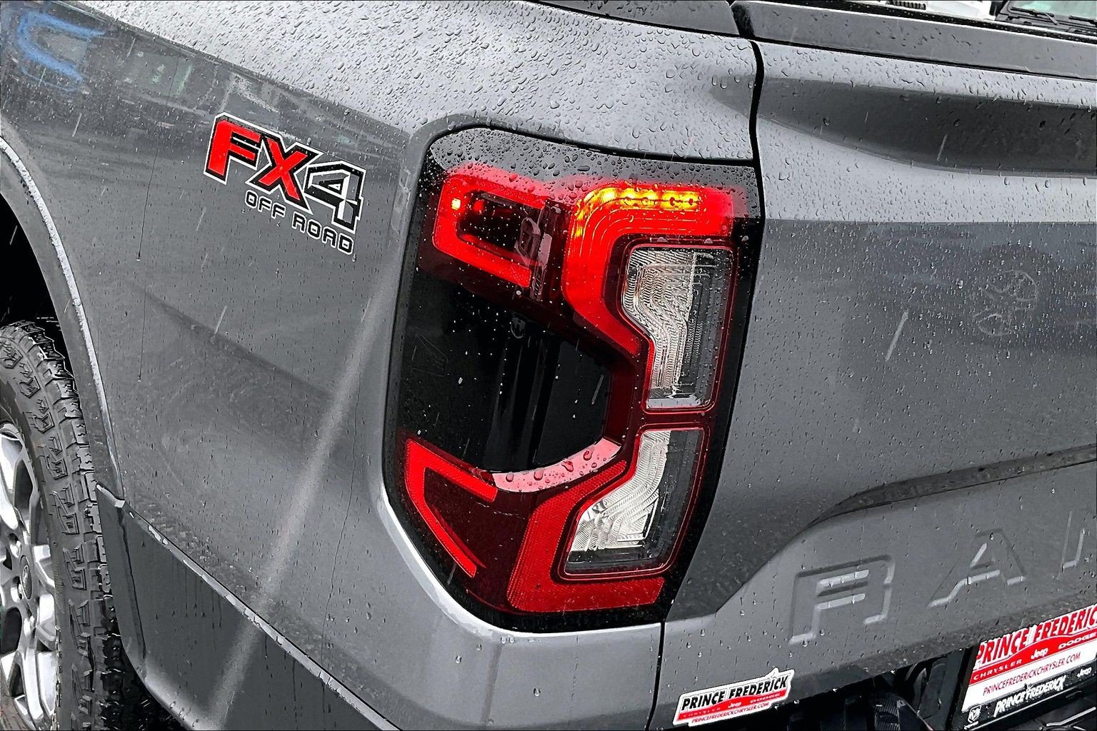 Used 2024 Ford Ranger XLT w/ FX4 Off-Road Package AWD/4WD image 24