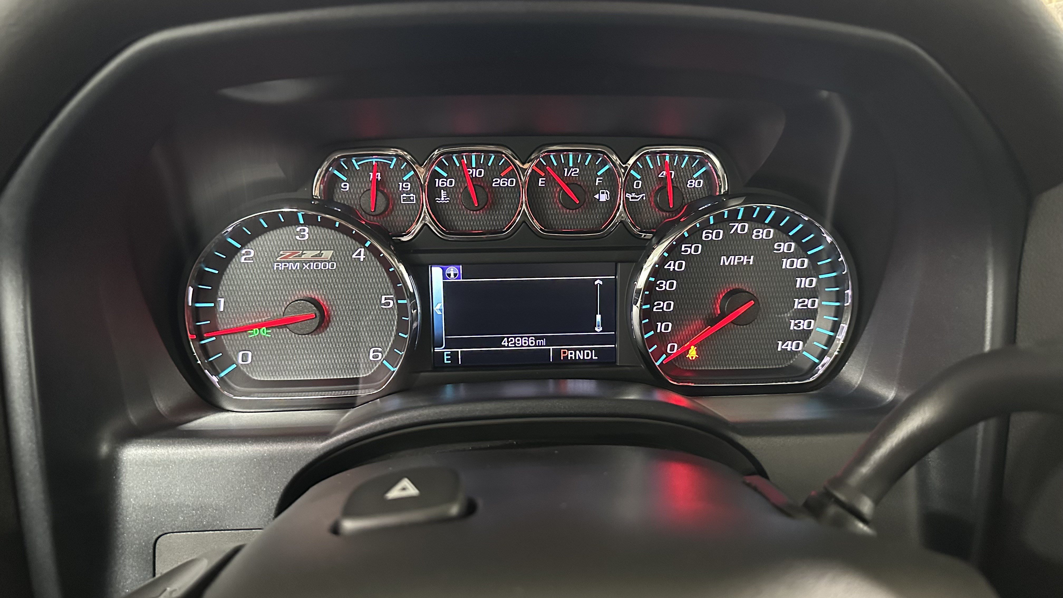 Used 2018 Chevrolet Silverado 1500 LT w/ LT Convenience Package AWD/4WD image 21