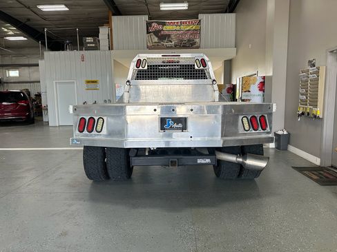 Used 2009 Chevrolet Silverado 3500 LT w/ Exterior Plus Package image 6