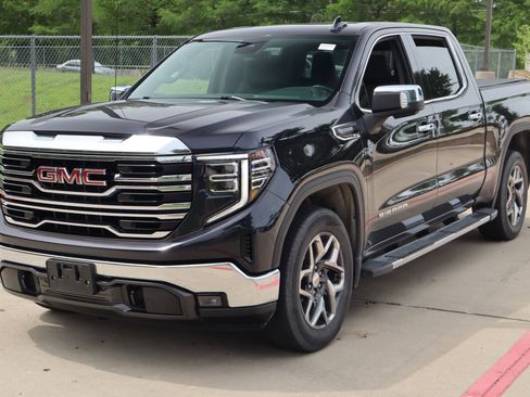 Used 2023 GMC Sierra 1500 SLT RWD image 8