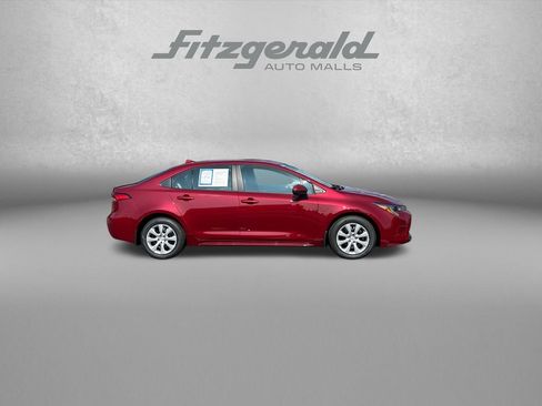 Used 2026 Toyota Corolla LE FWD image 9