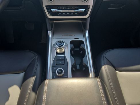Certified 2023 Ford Explorer XLT w/ Equipment Group 202A AWD/4WD image 41