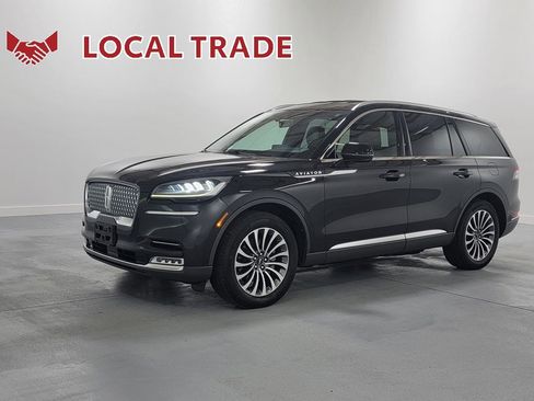Used 2020 Lincoln Aviator Reserve w/ Elements Package Plus image 4