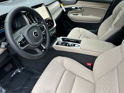 New 2026 Volvo XC90 T8 Plus image 8
