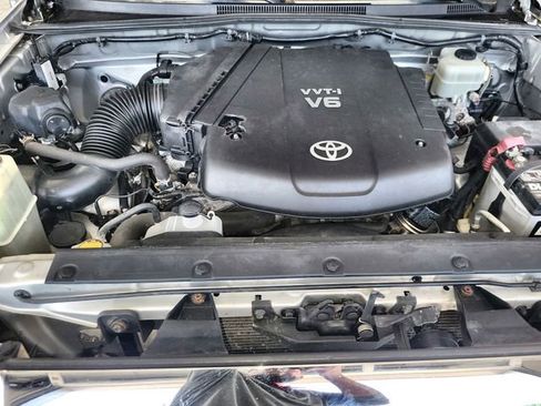 Used 2013 Toyota Tacoma 4x4 Double Cab w/ TRD Off-Road Pkg image 25