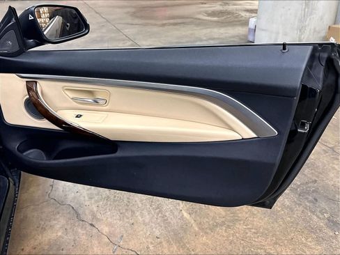 Used 2019 BMW 430i Coupe w/ Convenience Package RWD image 26