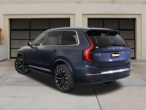 New 2026 Volvo XC90 B6 Plus image 3