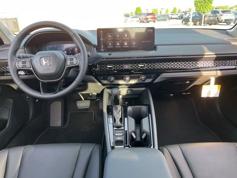 New 2026 Honda Accord EX-L image 9