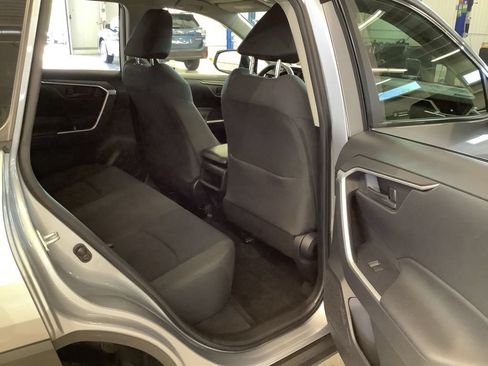 Used 2020 Toyota RAV4 LE w/ All Weather Liner Package AWD/4WD image 15