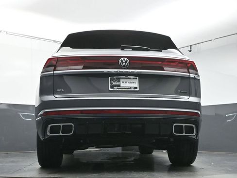 New 2026 Volkswagen Atlas Cross Sport SEL Premium R-Line AWD/4WD image 37