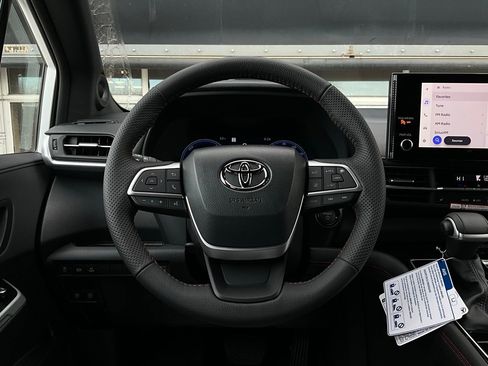 New 2026 Toyota Sienna XSE image 34