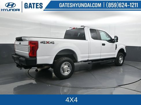 Used 2021 Ford F250 XL w/ Power Equipment Group AWD/4WD image 2