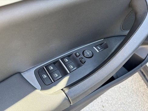 Used 2018 BMW X3 xDrive30i w/ Premium Package image 18