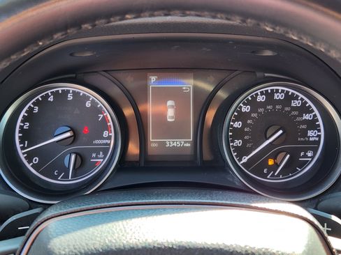 Used 2024 Toyota Camry SE FWD image 19