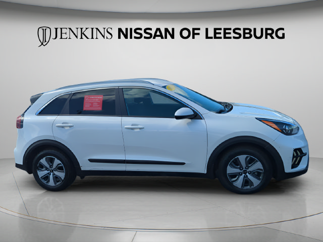 Used 2020 Kia Niro LX FWD image 2