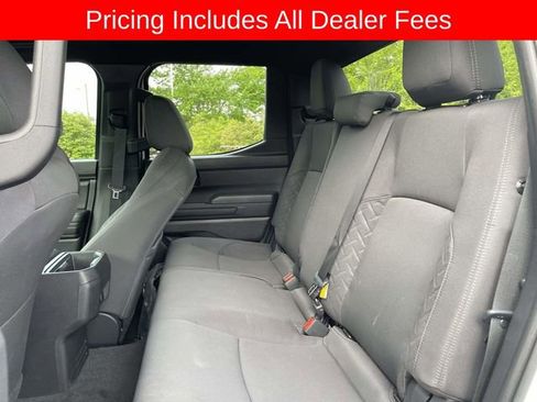 Used 2025 Toyota Tacoma SR AWD/4WD image 15