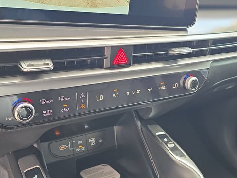 New 2026 Kia Sorento S AWD/4WD image 25