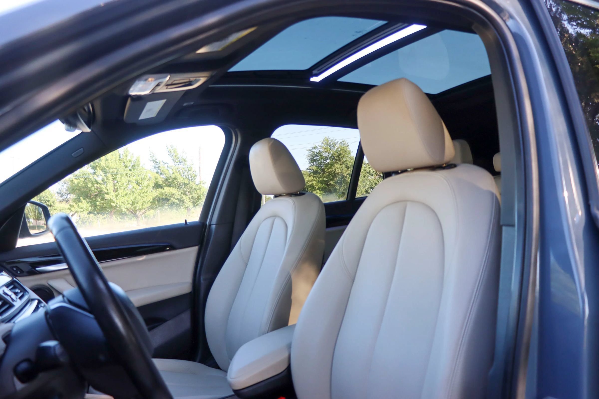 Used 2021 BMW X1 sDrive28i w/ Convenience Package FWD image 15
