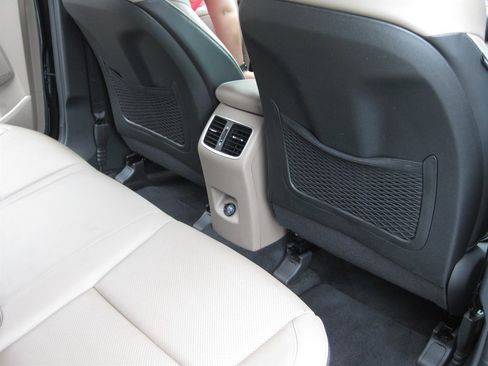 Used 2021 Hyundai Tucson Limited FWD image 36