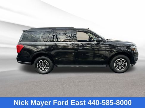 Used 2024 Ford Expedition XLT image 8
