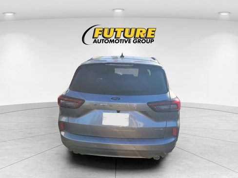 Used 2024 Ford Escape ST-Line w/ Tech Pack #1 AWD/4WD image 4