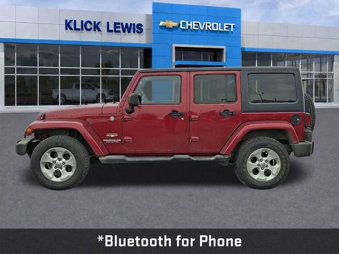 Used 2013 Jeep Wrangler Unlimited Sahara w/ Dual Top Group image 4