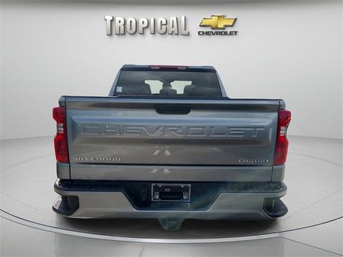 New 2026 Chevrolet Silverado 1500 Custom image 3