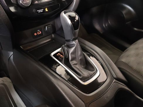 Used 2019 Nissan Rogue Sport SV image 7