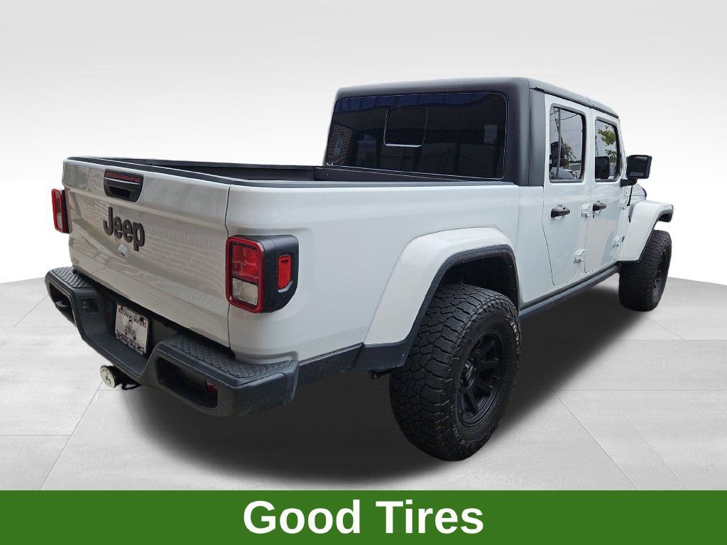 Used 2023 Jeep Gladiator Sport AWD/4WD image 7