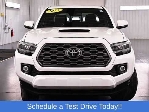 Used 2023 Toyota Tacoma TRD Sport AWD/4WD image 3