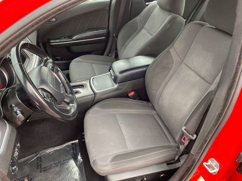 Used 2022 Dodge Charger SXT image 11