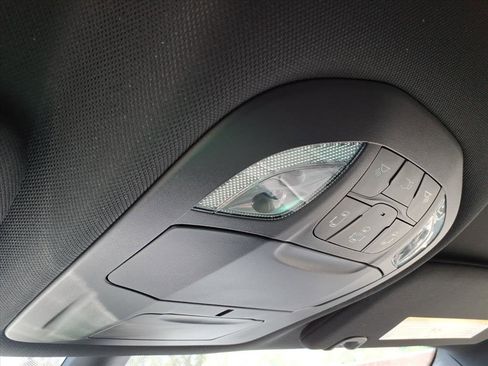 New 2027 Chrysler Pacifica Select FWD image 34
