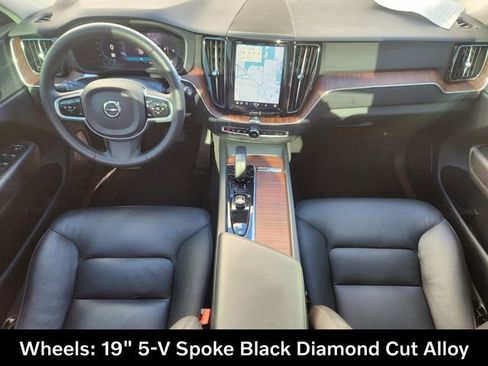 Certified 2023 Volvo XC60 B5 Plus w/ Climate Package image 13