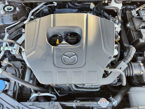 Certified 2025 MAZDA MAZDA3 s FWD image 9