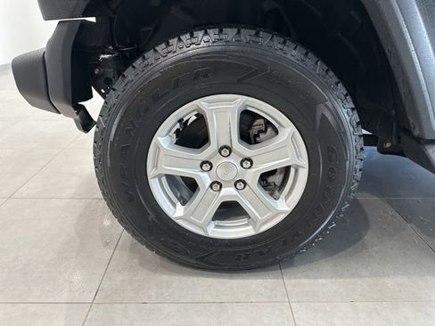 Used 2020 Jeep Wrangler Unlimited Sport S image 13