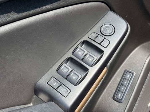 Used 2019 GMC Yukon Denali w/ Denali Ultimate Package AWD/4WD image 14