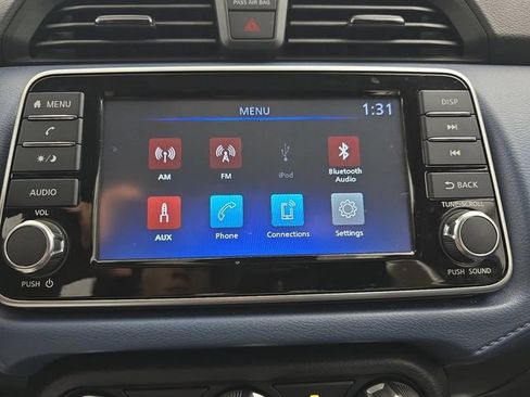Used 2025 Nissan Versa SV w/ Trunk Package FWD image 21