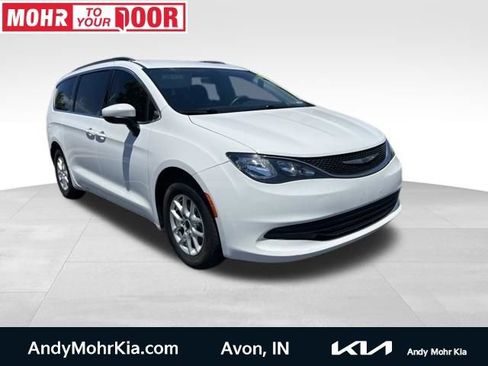 Used 2020 Chrysler Voyager Lxi FWD image 1