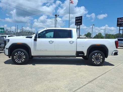 Used 2025 GMC Sierra 2500 Denali Ultimate AWD/4WD image 4