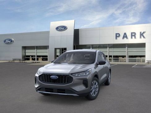New 2026 Ford Escape Active image 2