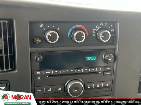 Used 2017 Chevrolet Express 3500 LT w/ LT Preferred Equipment Group image 20