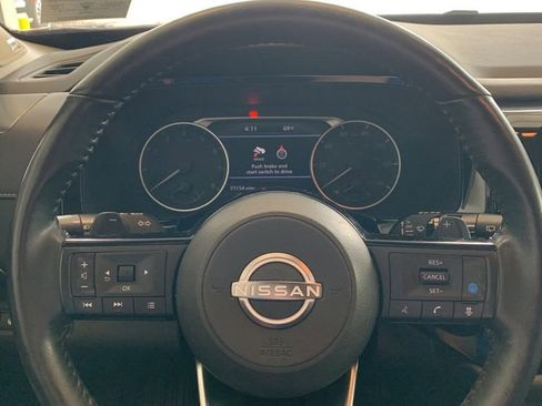 Used 2023 Nissan Pathfinder SL w/ SL Premium Package image 4