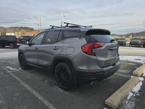 Used 2020 GMC Terrain SLT w/ Preferred Package image 5