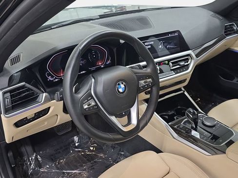 Used 2019 BMW 330i xDrive Sedan w/ Driving Assistance Package AWD/4WD image 16