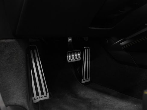 Used 2023 Porsche 911 Turbo S image 40