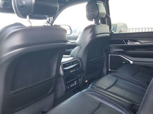 Used 2023 Jeep Wagoneer Series II image 17