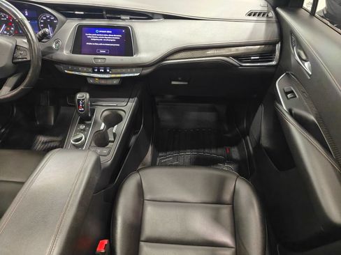 Used 2019 Cadillac XT4 Sport w/ Cold Weather Package FWD image 29